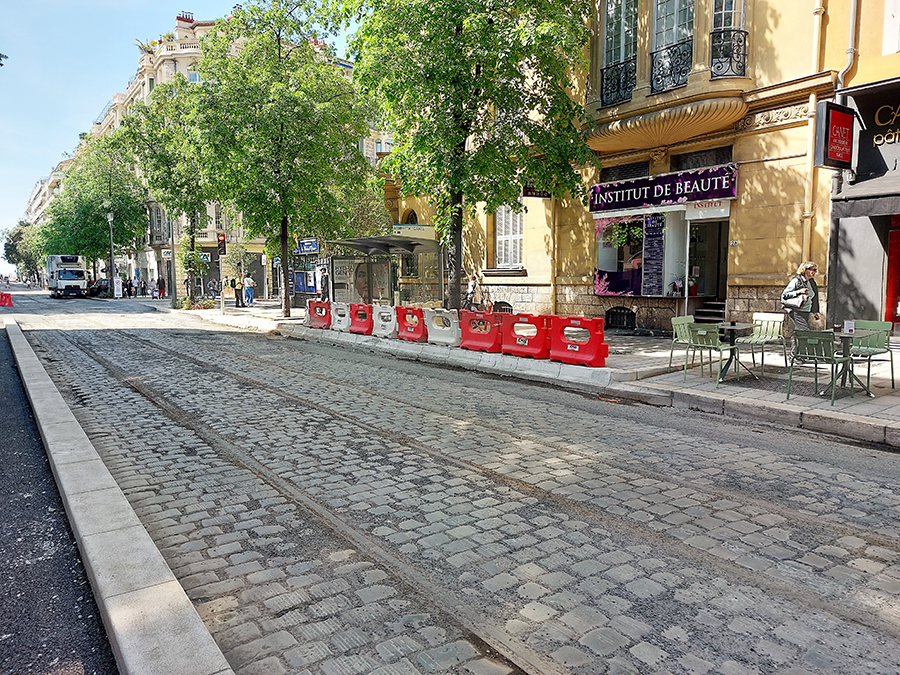 Les voies de l'ancien tramway