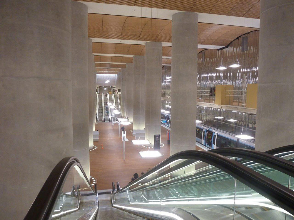 RER E - Station de La Défense