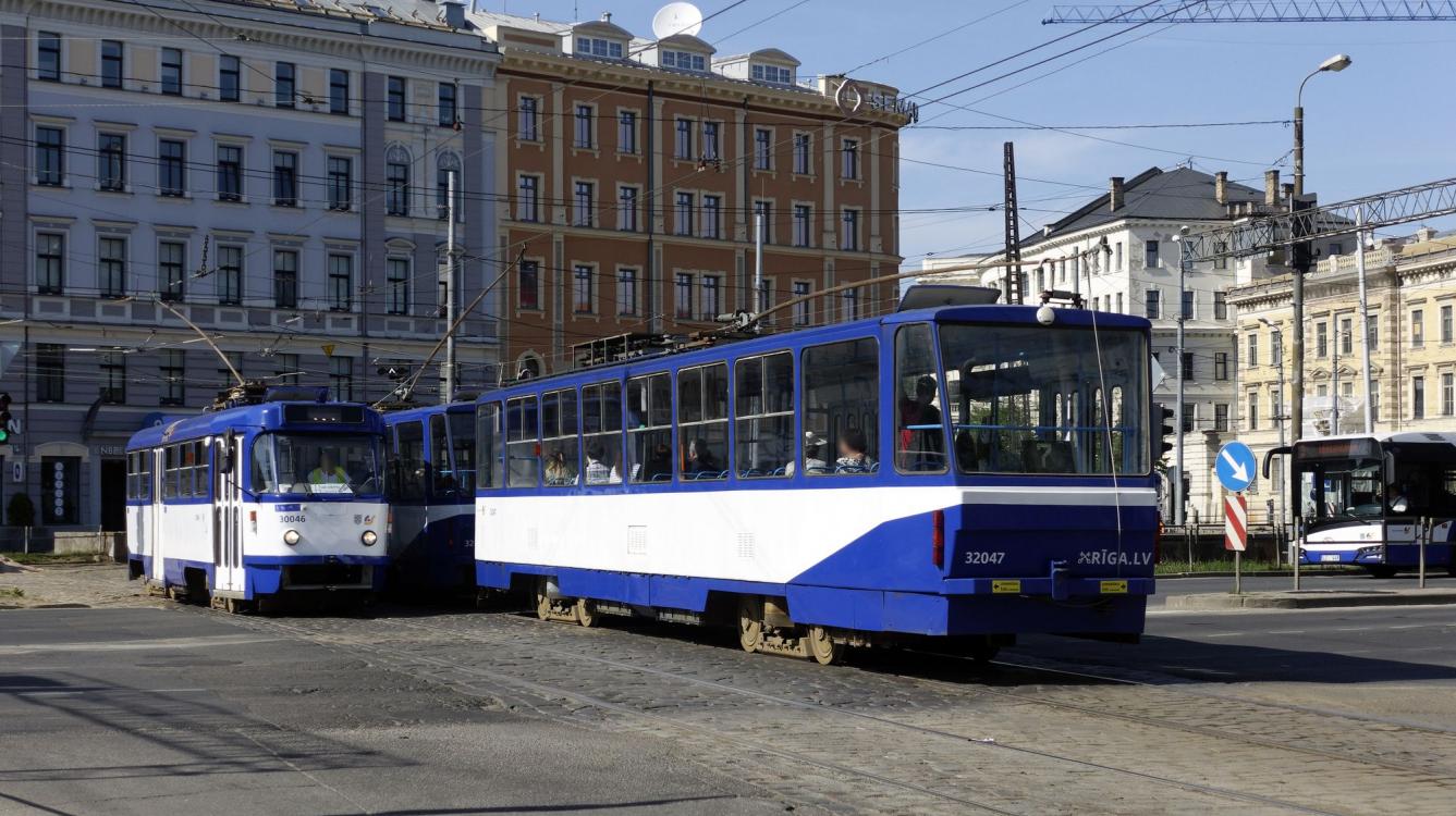 Riga : Tramway  Tatra N° 32047_construction Tatra modèle T6B5SU_177625 - 1988