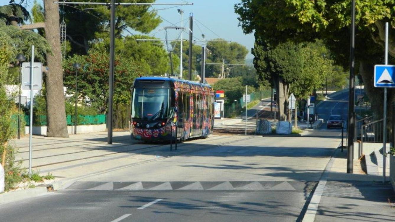 Tramway d'Aubagne station Château Blanc