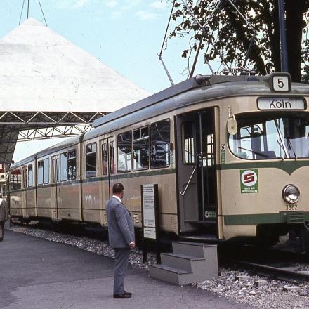 A l'IVA tram N° 3862 de Cologne, type GT8 de Düwag, livré en 1964 et féraillée en 1997