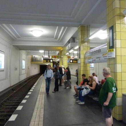 Station Friedrichstrasse Ligne 6