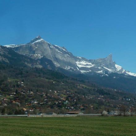 Les Alpes vues de la vallée de l'Arve Ligne de St-Gervais