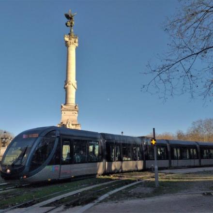 Bifurcation place des Quiconces