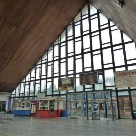 Cadca - Hall de la gare