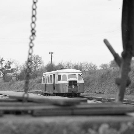 Belle évocation d'un réseau secondaire en gare de Luçay-le-Mâle avec ce Billard A80D dans un endroit au milieu de nul part!