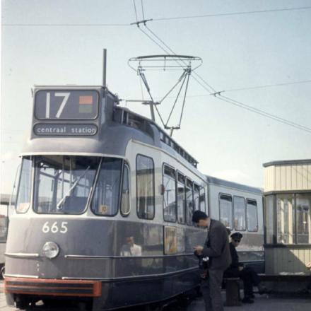 Amsterdam : motrice 665 (série 654-669), construction Beijnes/Werkspoor dans les années 1960