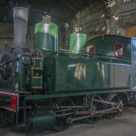030 T 8 (Corpet-Louvet de 1948) sous la rotonde (photo EC)