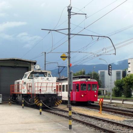 A proximité des usines Nestlé en 2015, locomotive MaK (aujourd’hui Vossloh) de l’entreprise Sersa Group.