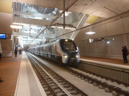 RER NG en gare de Neuilly - Porte Maillot