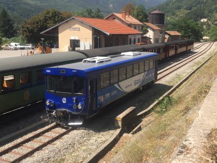 L'autorail X303 en livrée Zou - F Laugier