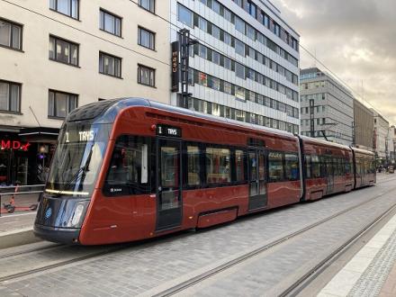 Tampere : la rame ForCity se laisse admirer