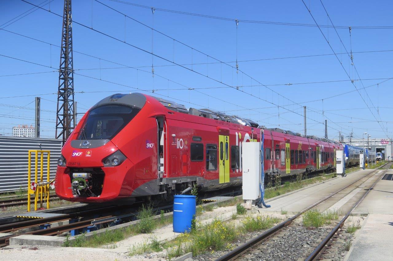 18 Mai 2020: Toulouse technicentre la rame regiolis 83587 occitanie en livrée LIO 